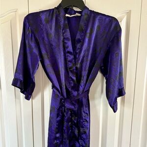 Victoria Secret Robe Gold Label Women's Royal Purple And Black Satin Small